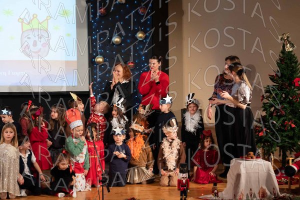 2024-12-19-MELOMAKARON-00609