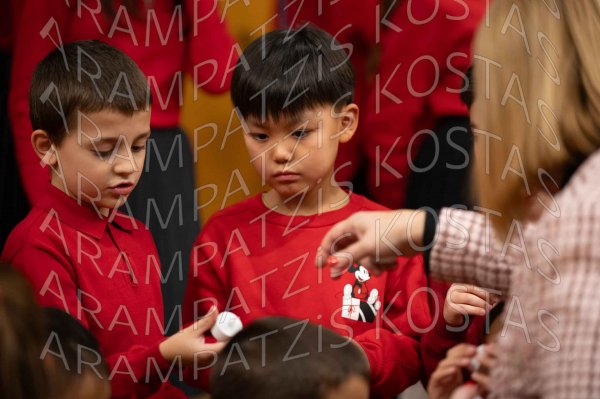 24-12-10-Christmas-APTh-00029