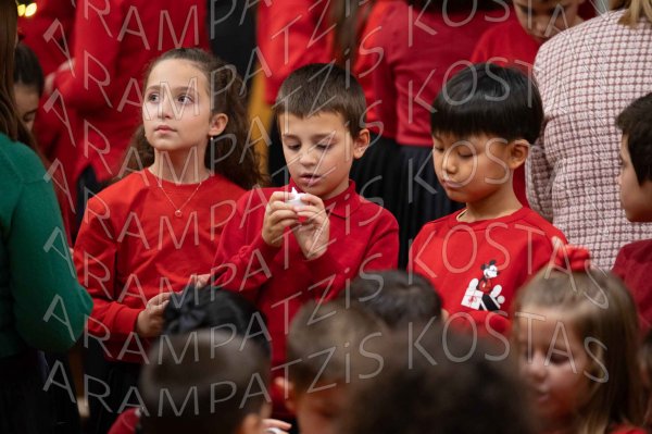 24-12-10-Christmas-APTh-00054