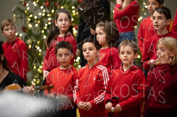 24-12-10-Christmas-APTh-00071