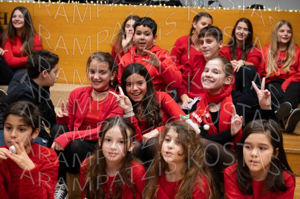24-12-10-Christmas-APTh-00166