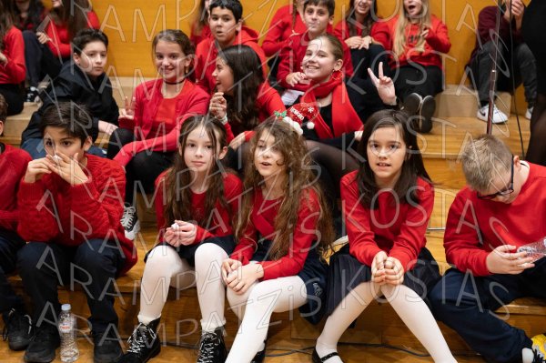 24-12-10-Christmas-APTh-00167