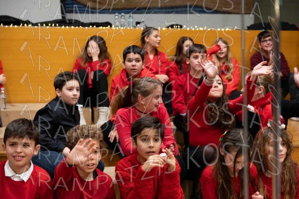 24-12-10-Christmas-APTh-00170