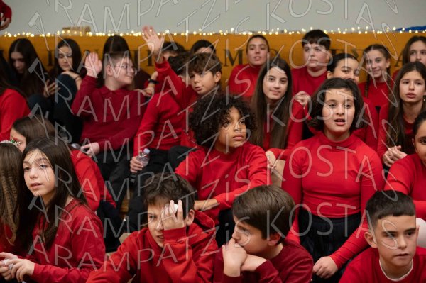 24-12-10-Christmas-APTh-00176