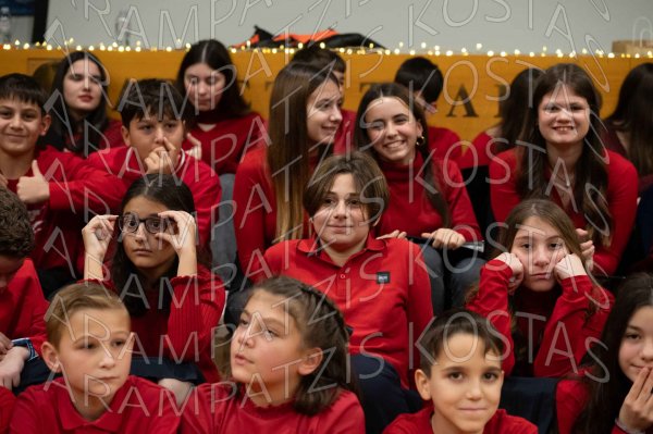 24-12-10-Christmas-APTh-00207