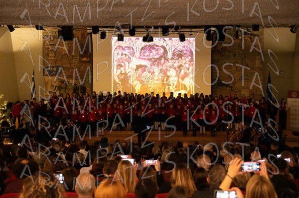 24-12-10-Christmas-APTh-00290