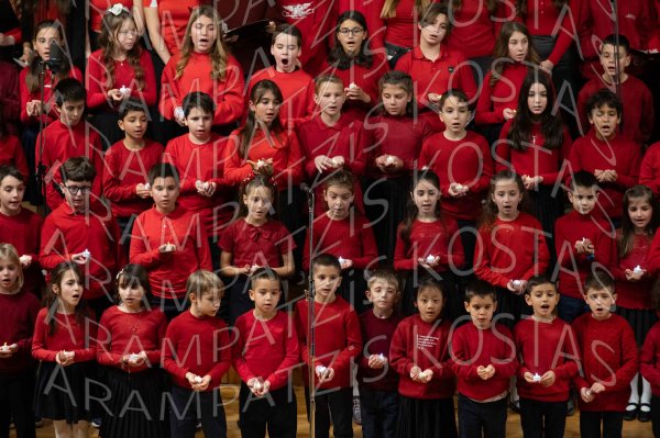 24-12-10-Christmas-APTh-00317