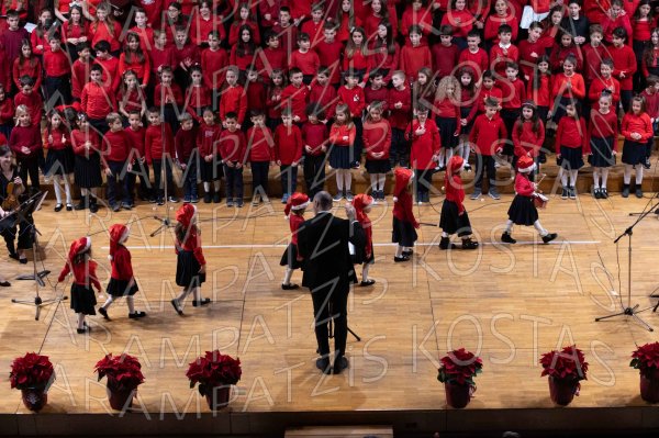 24-12-10-Christmas-APTh-00413
