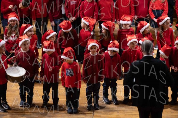 24-12-10-Christmas-APTh-00427