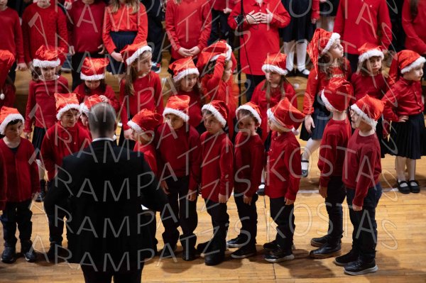 24-12-10-Christmas-APTh-00428