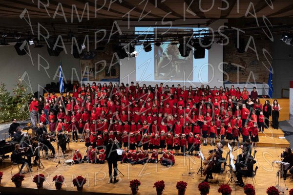 24-12-10-Christmas-APTh-00441