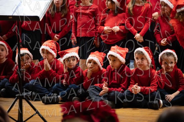 24-12-10-Christmas-APTh-00456