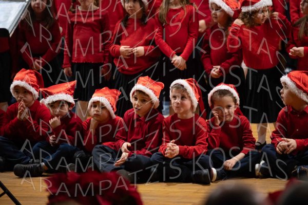 24-12-10-Christmas-APTh-00457