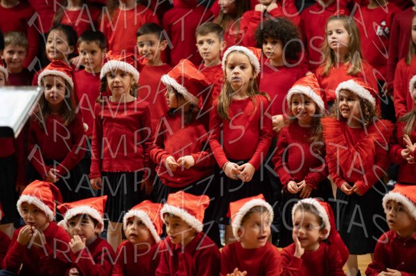 24-12-10-Christmas-APTh-00464