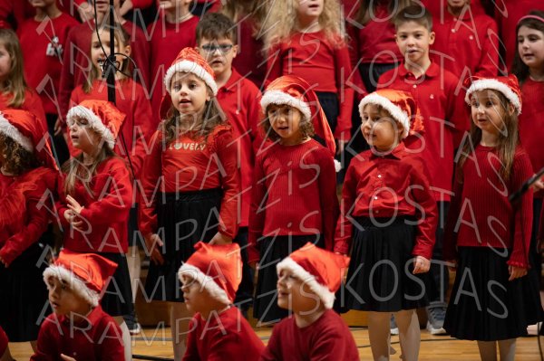 24-12-10-Christmas-APTh-00468