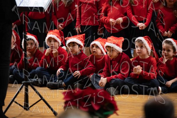 24-12-10-Christmas-APTh-00471
