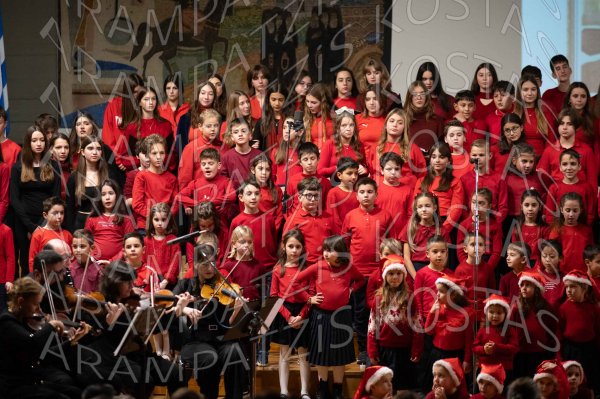 24-12-10-Christmas-APTh-00482