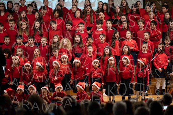 24-12-10-Christmas-APTh-00491