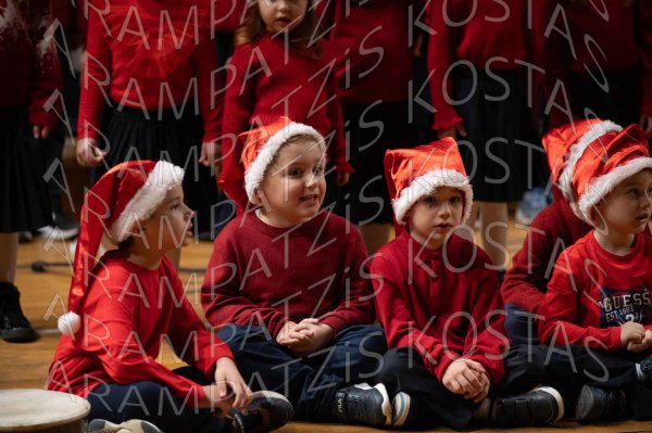 24-12-10-Christmas-APTh-00500