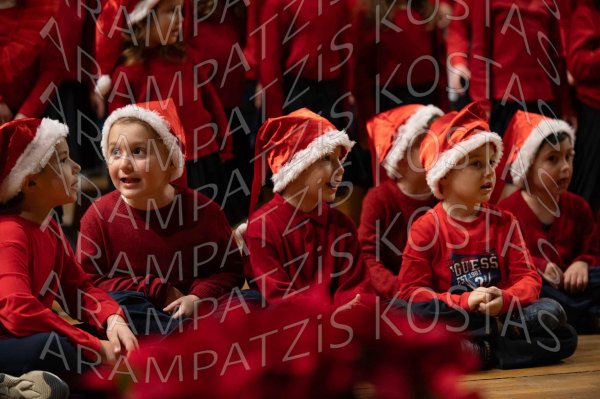 24-12-10-Christmas-APTh-00515