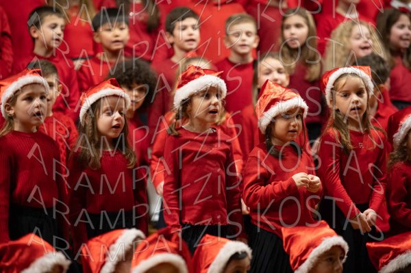 24-12-10-Christmas-APTh-00522