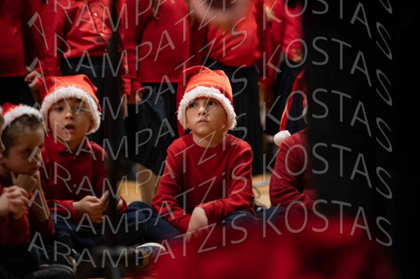 24-12-10-Christmas-APTh-00529