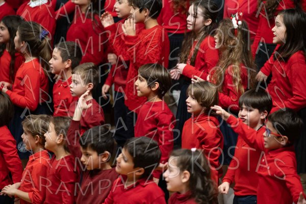 24-12-10-Christmas-APTh-00546