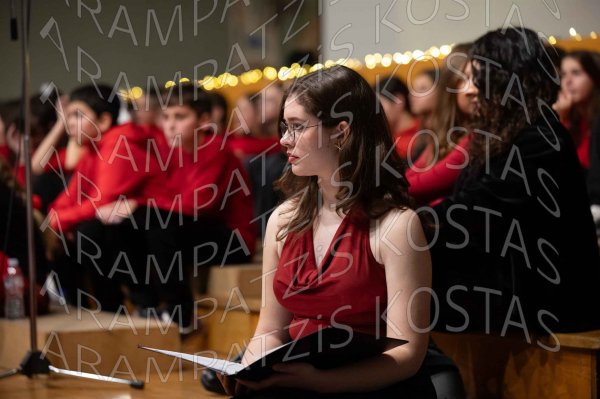 24-12-10-Christmas-APTh-00587