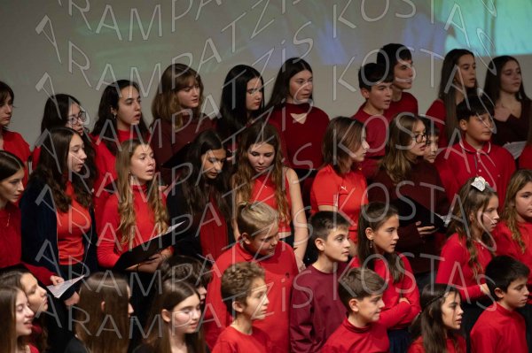 24-12-10-Christmas-APTh-00614