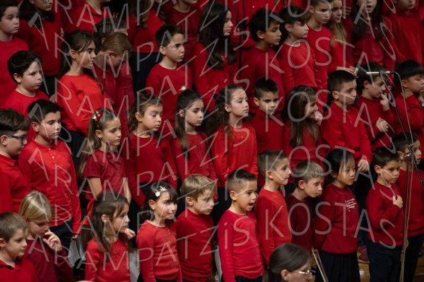24-12-10-Christmas-APTh-00633