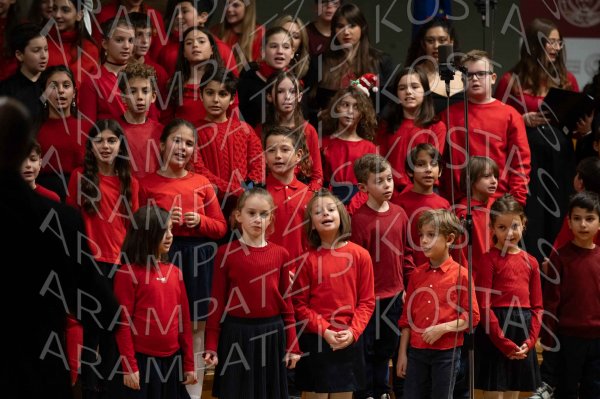 24-12-10-Christmas-APTh-00690