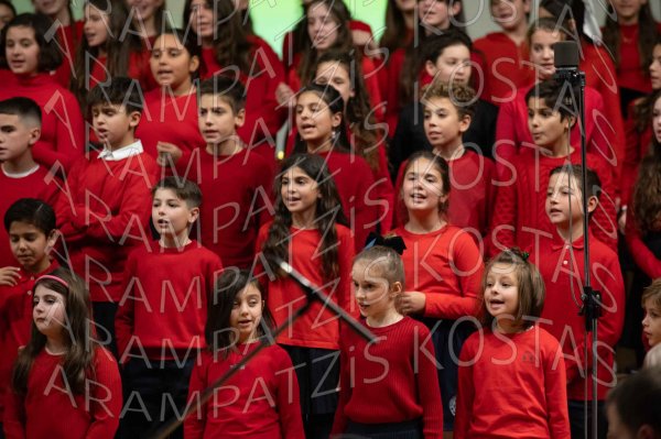 24-12-10-Christmas-APTh-00708