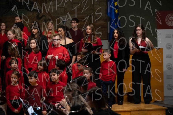24-12-10-Christmas-APTh-00738