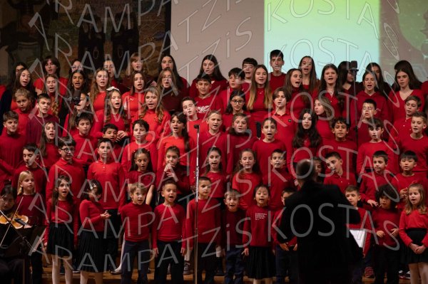 24-12-10-Christmas-APTh-00747