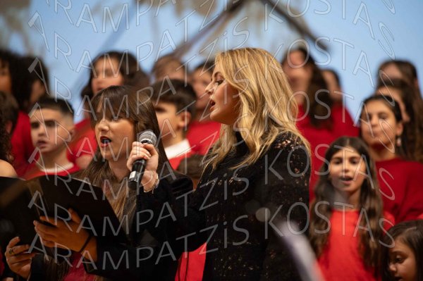 24-12-10-Christmas-APTh-00774
