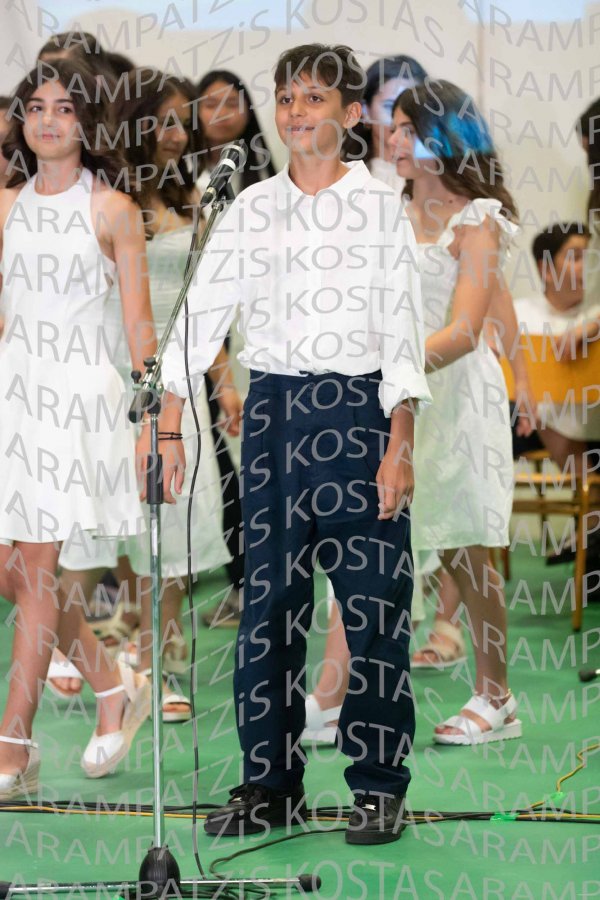2025_06_12-ST-taxi-00482