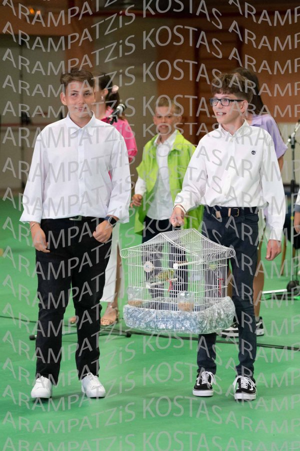 2025_06_12-ST-taxi-00596