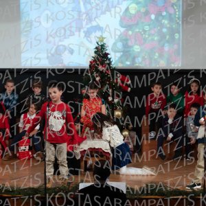 2025_12_16-Christmas-DHM00147