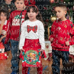 2025_12_16-Christmas-DHM00305