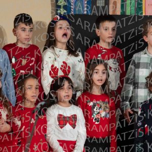 2025_12_16-Christmas-DHM00357