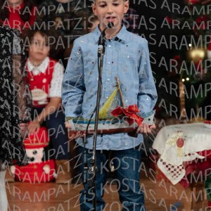 2025_12_16-Christmas-DHM00372