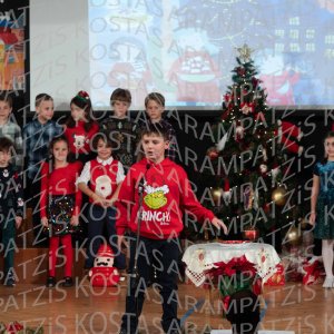 2025_12_16-Christmas-DHM00408