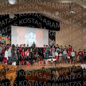 2025_12_16-Christmas-DHM00417