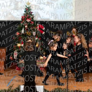 2025_12_17-Christmas-NHPIA00116