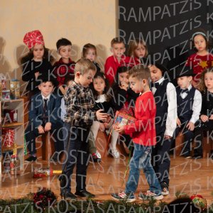 2025_12_17-Christmas-NHPIA00286