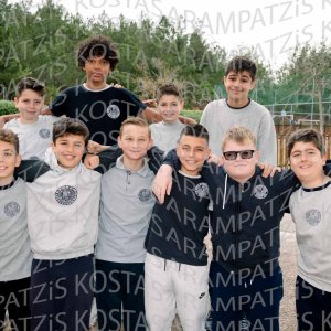Παρεες26-00010